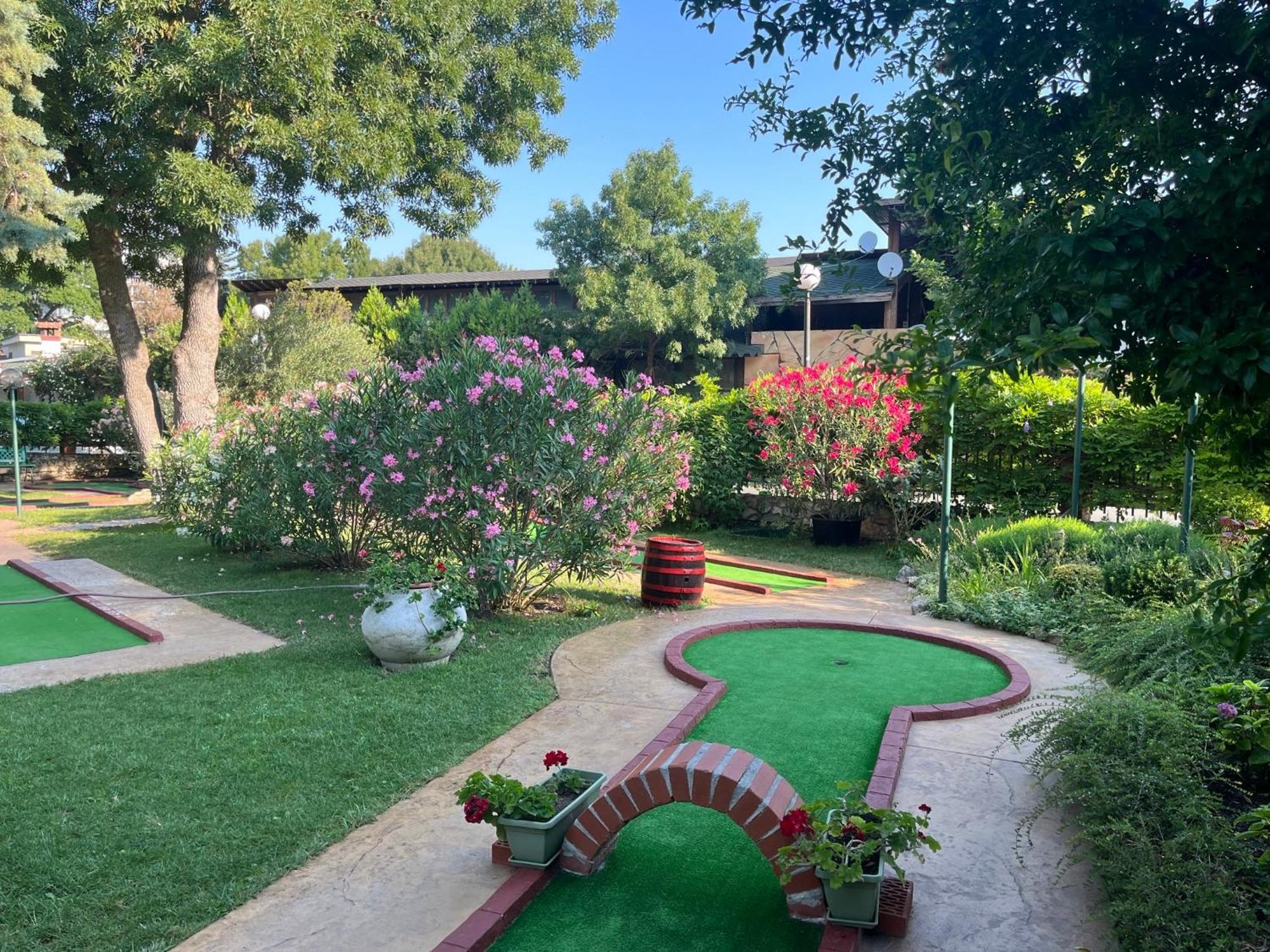 סאני ביץ' Oleander House And Tennis Club מראה חיצוני תמונה