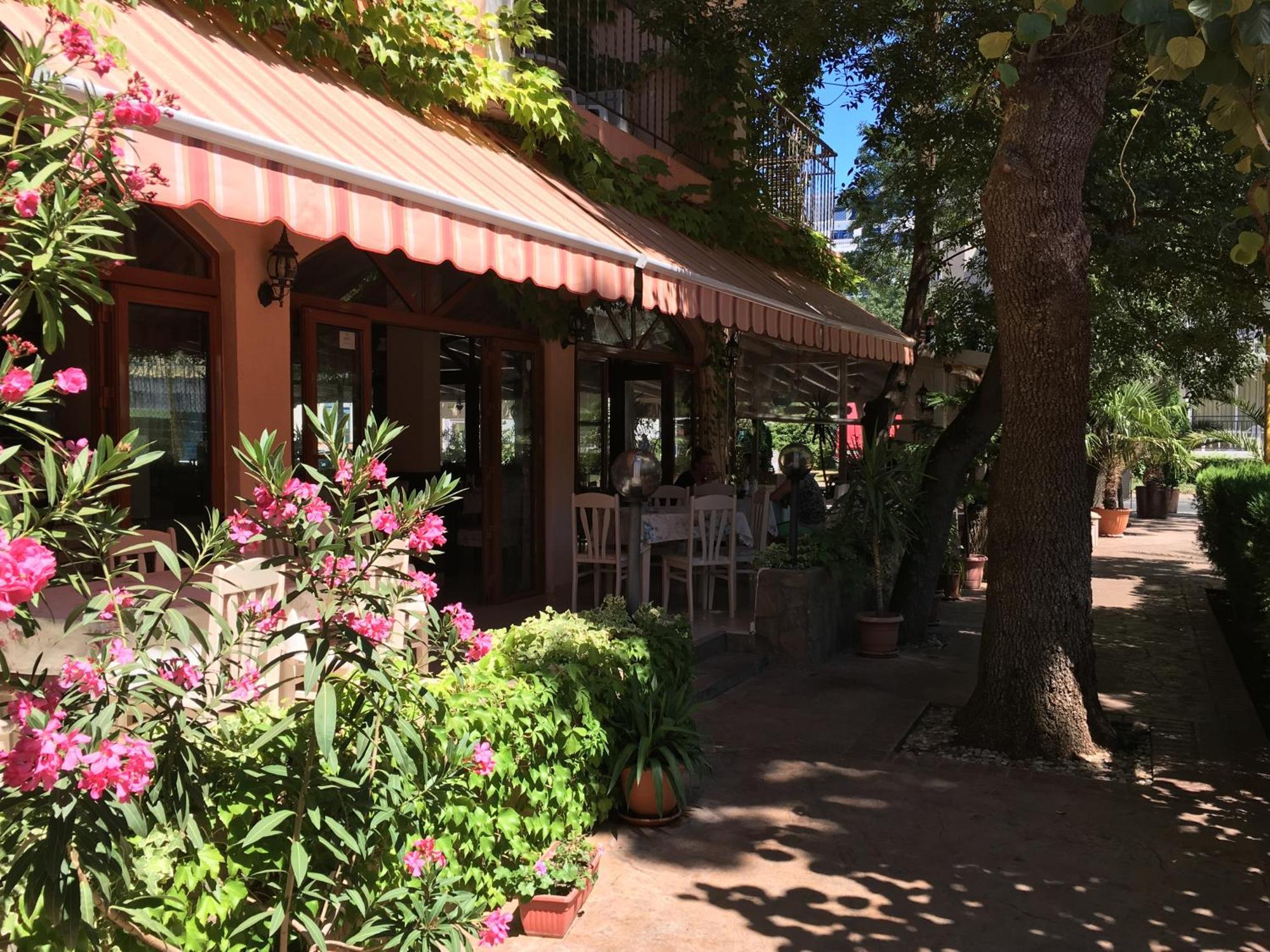 סאני ביץ' Oleander House And Tennis Club מראה חיצוני תמונה